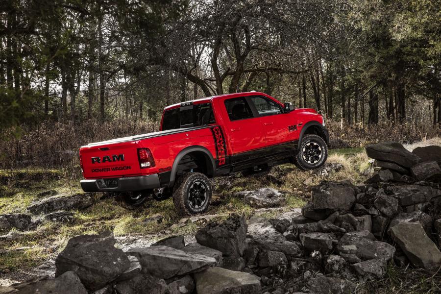  Dodge Ram 2500 Power Wagon Crew Cab 2017 года  (фото 16 из 30)